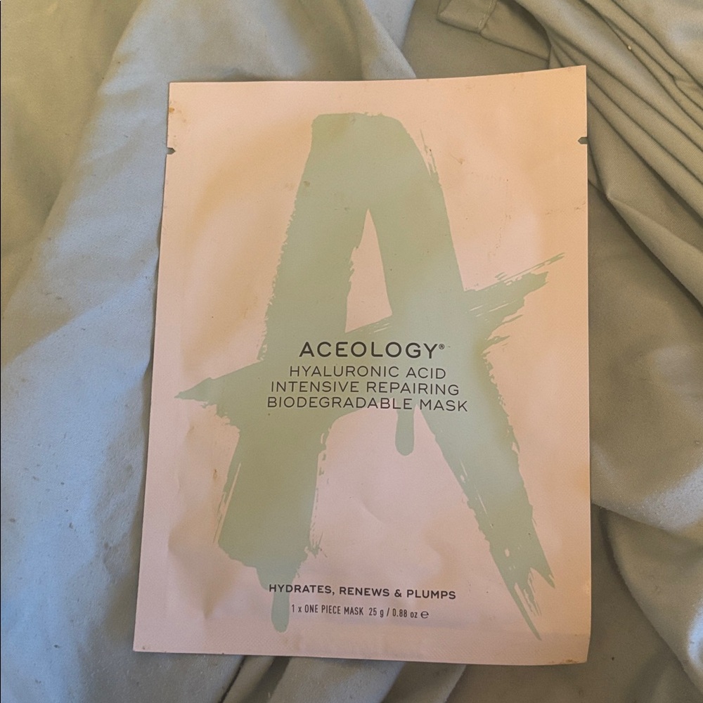 Aceology Hyaluronic Acid Repairing Mask